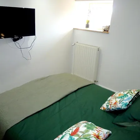Apartment Le Predaiou 4 Personnes Montrozier